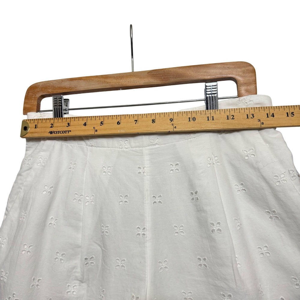 LOFT Eyelet Shorts XS White NWT Scalloped Cotton Boho Floral Embroidery‎ - Picture 5 of 9